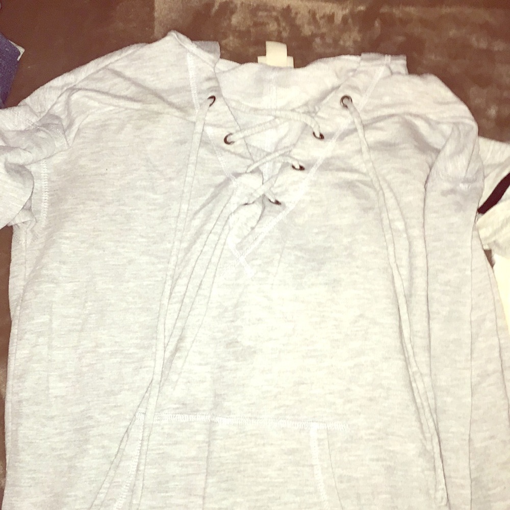 gray long sleeve .